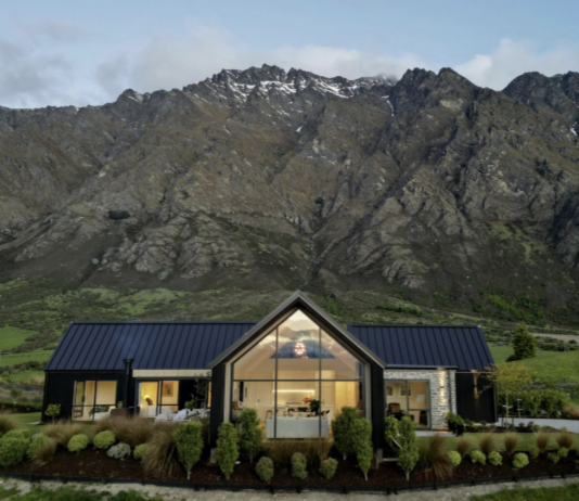 Property Investors Alerted To Continuing Buoyant Queenstown Property Market
